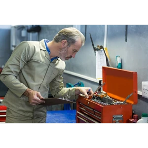 Cantilever Tool Box